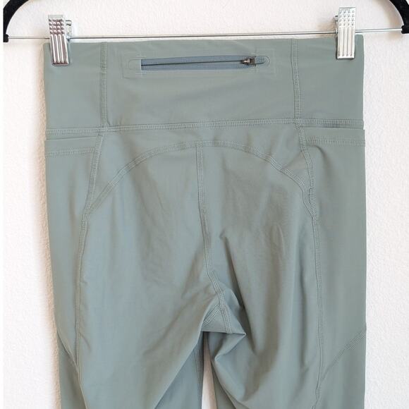 Sweaty Betty Mint Green Zero Gravity 7/8 Length Cropped Leggings, size 4-6 - Picture 4 of 8